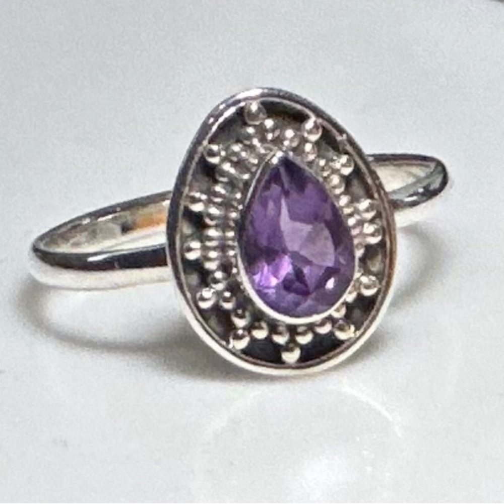 Beautiful New amethyst & sterling silver ring sz 8.5